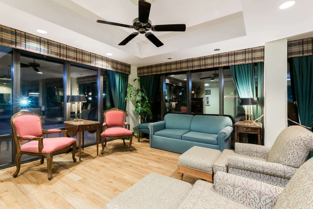 Days Inn By Wyndham Marianna 24/34