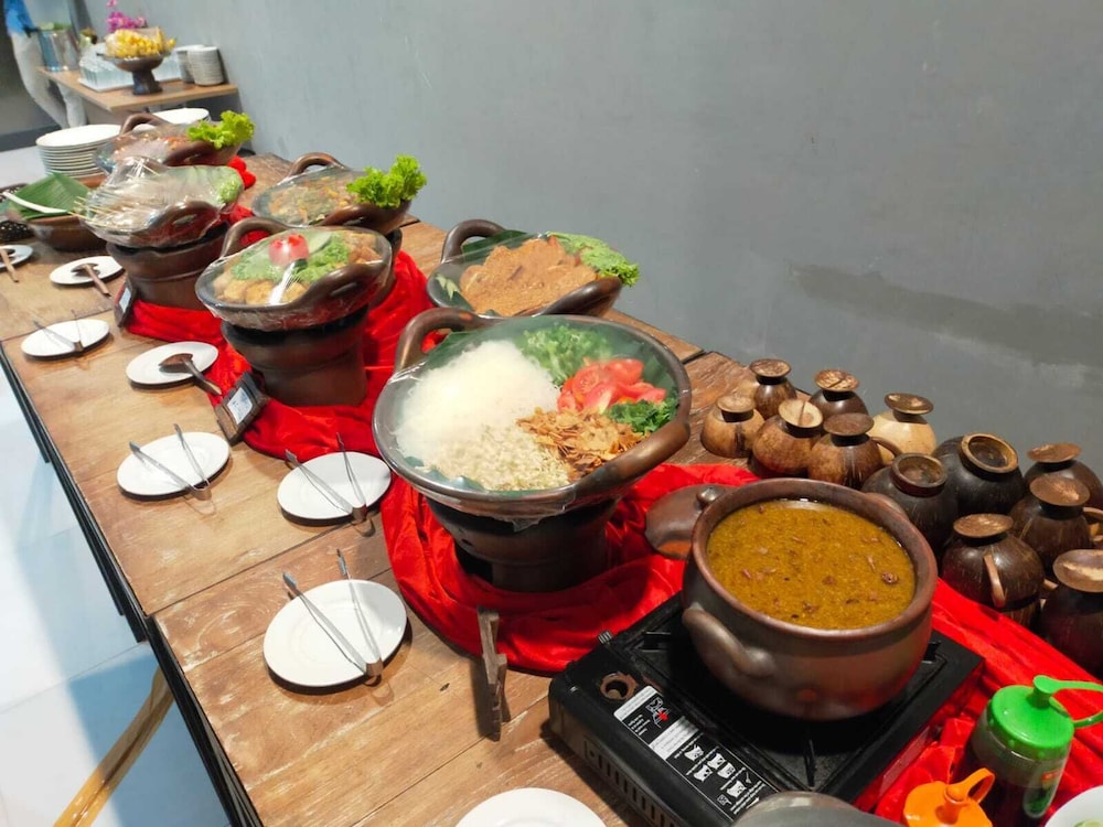 Hotel Pantes Simpang Lima Semarang 25/34