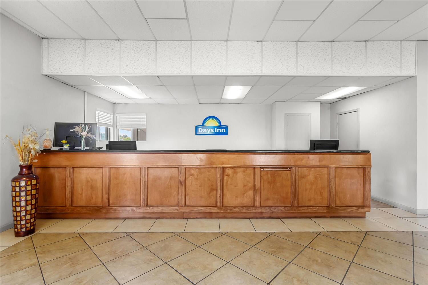Days Inn by Wyndham Huntington 6/30