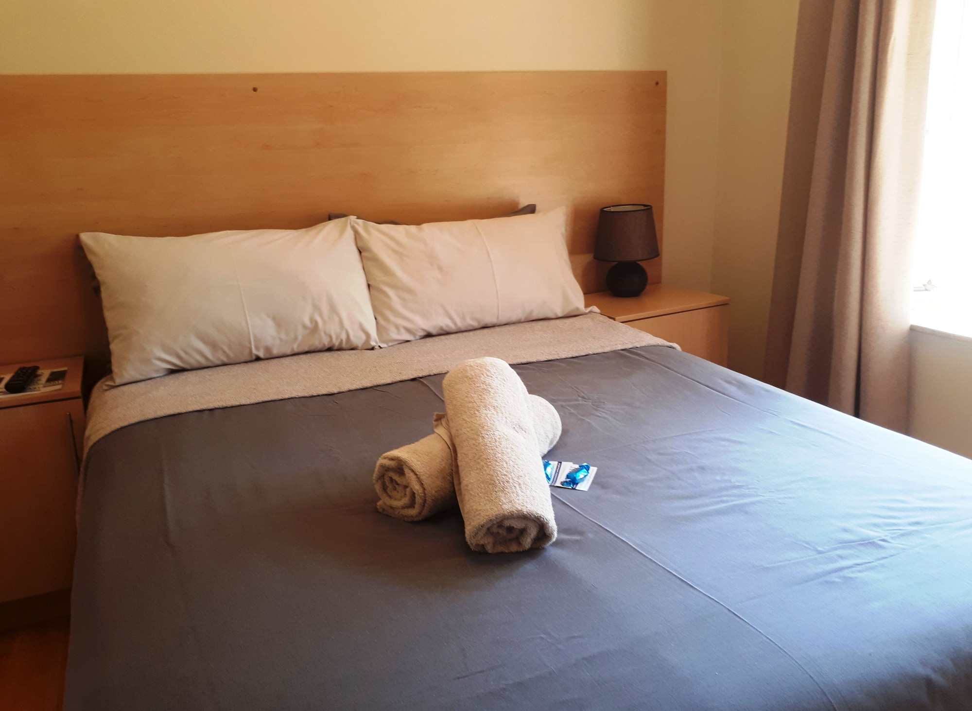 2 BEDROOMS, DELUXE, DOUBLE BED