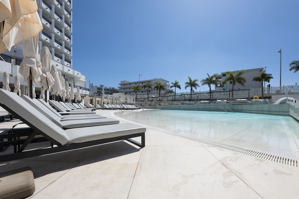 Caserio Hotel 28/55