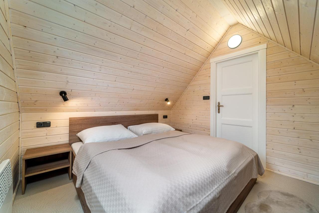 شاليه بغرفتي نوم، Hotel Vega Luhacovice 2/3