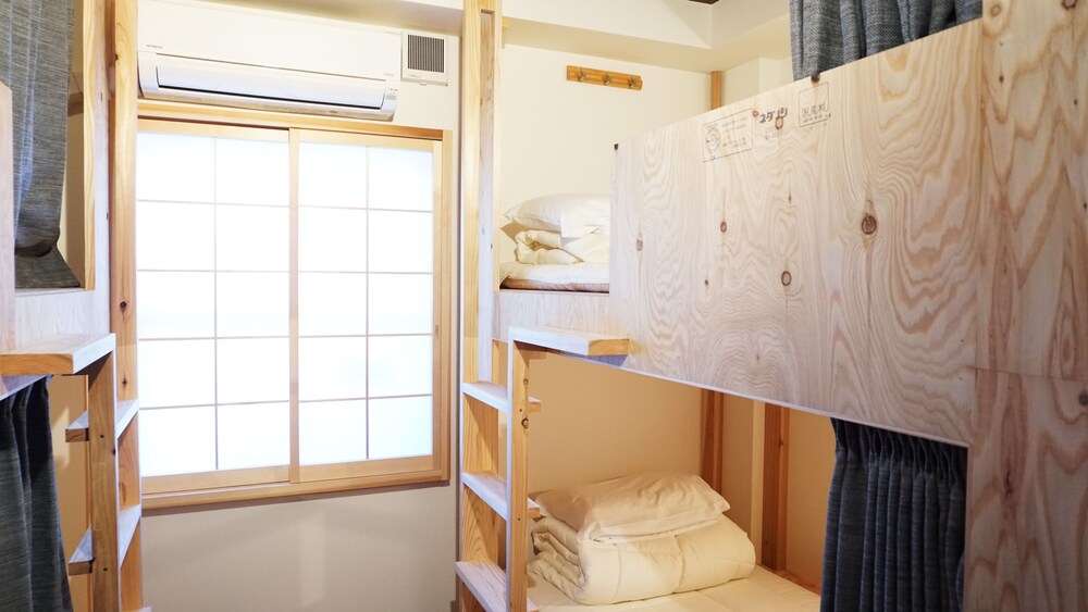 Poly Hostel 2 Namba 4/38