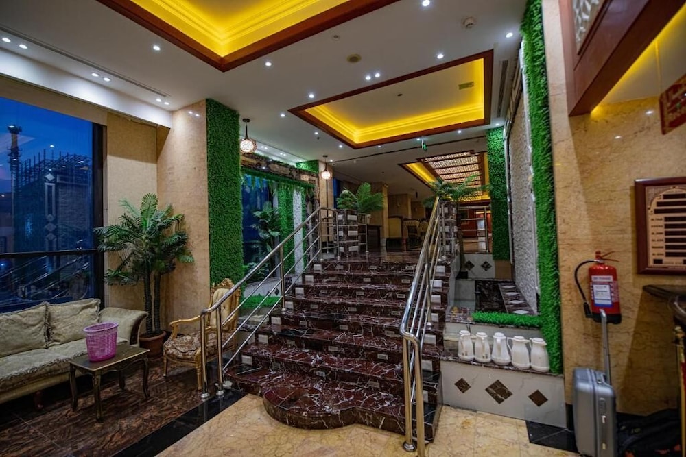 ميركيور جراند أم القرى(Misk Umm Al Qura Hotel) 28/38