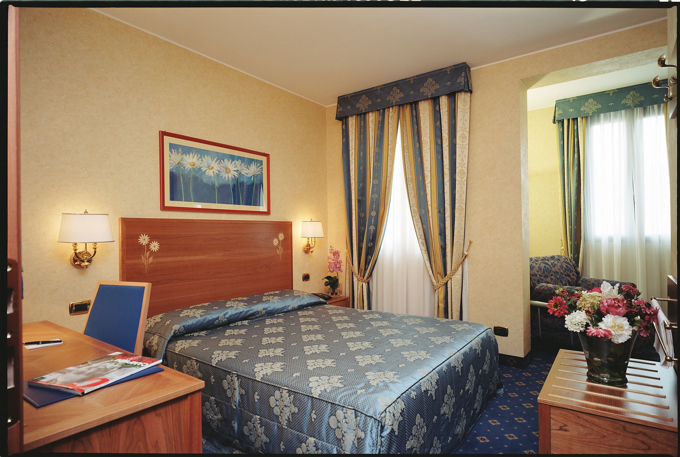 Room, Single, Double Bed