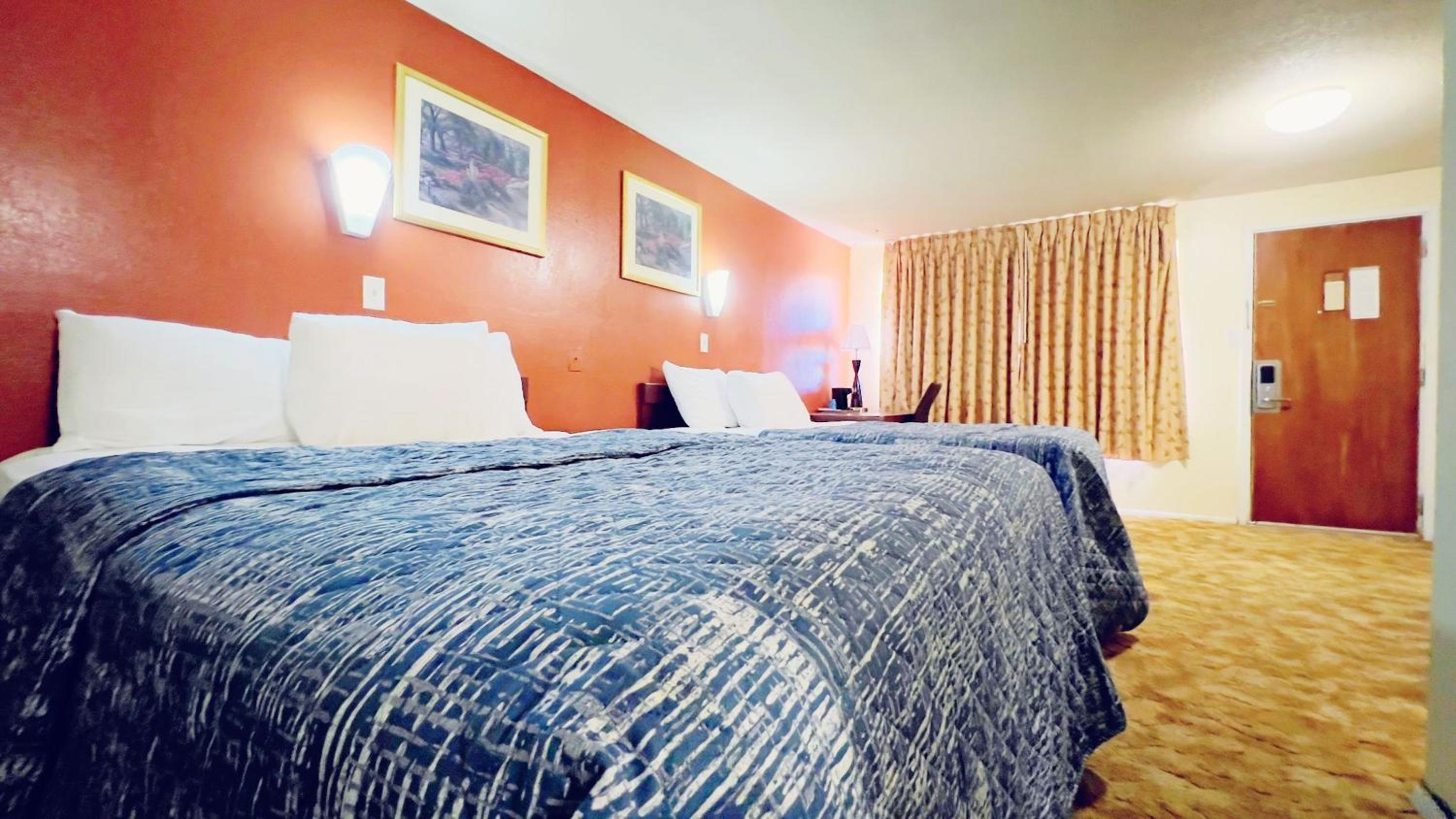 TRAVELERS LODGE EADS COLORADO 16/50