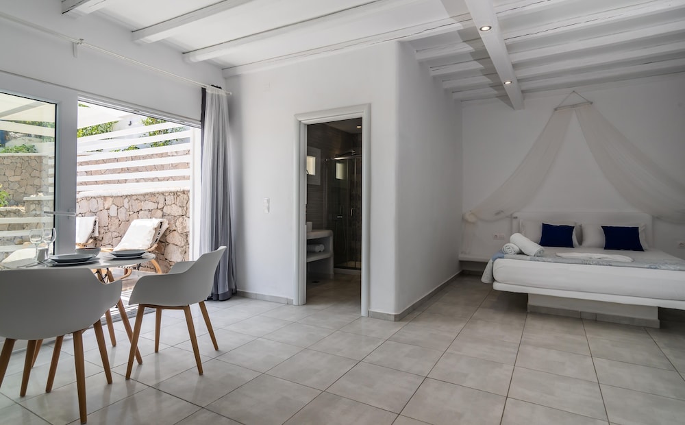 Alexandros Village 12/50