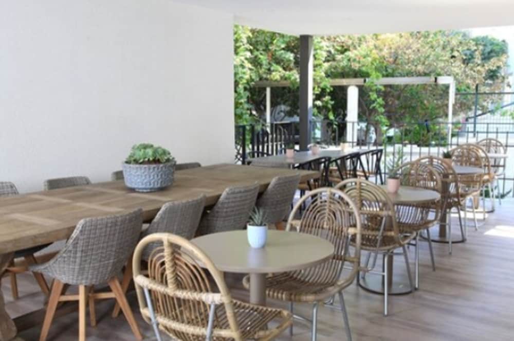 Eskiceshme - Adults Only 20/24