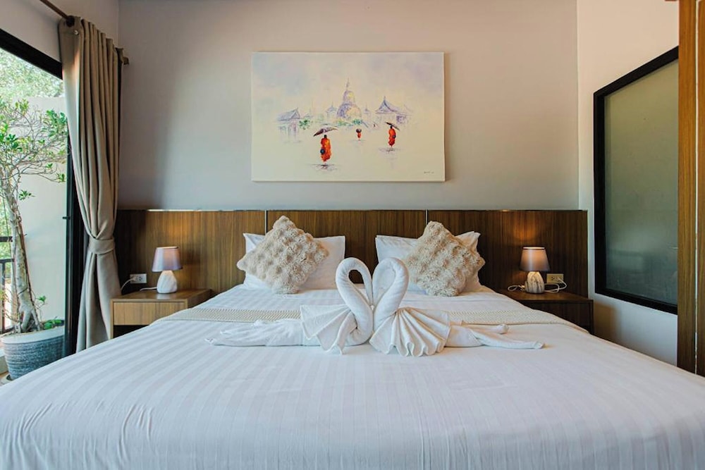 Happy Eight Resort Phuket 16/45