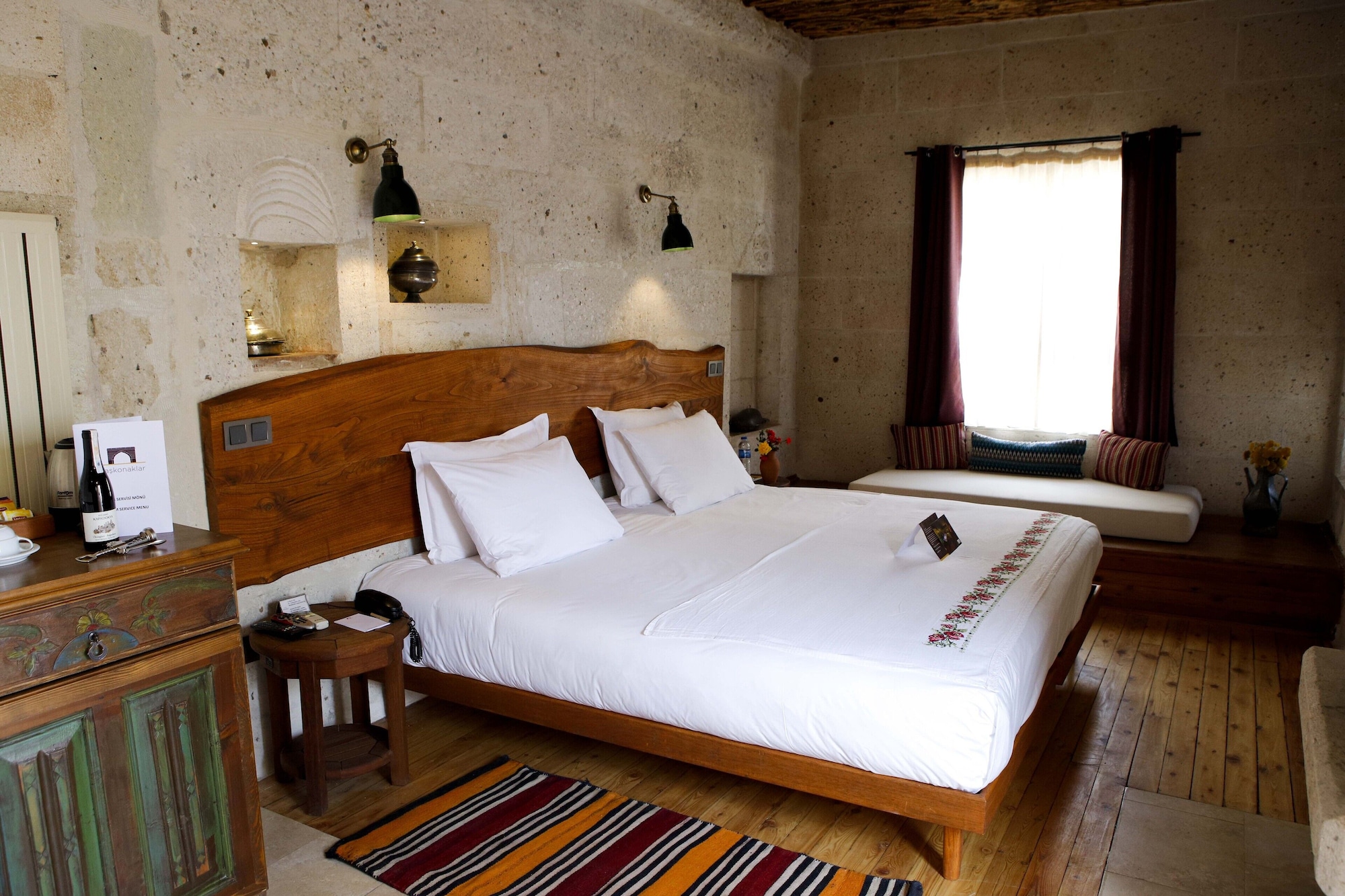Deluxe, King Bed, Outdoor Jetted Tub