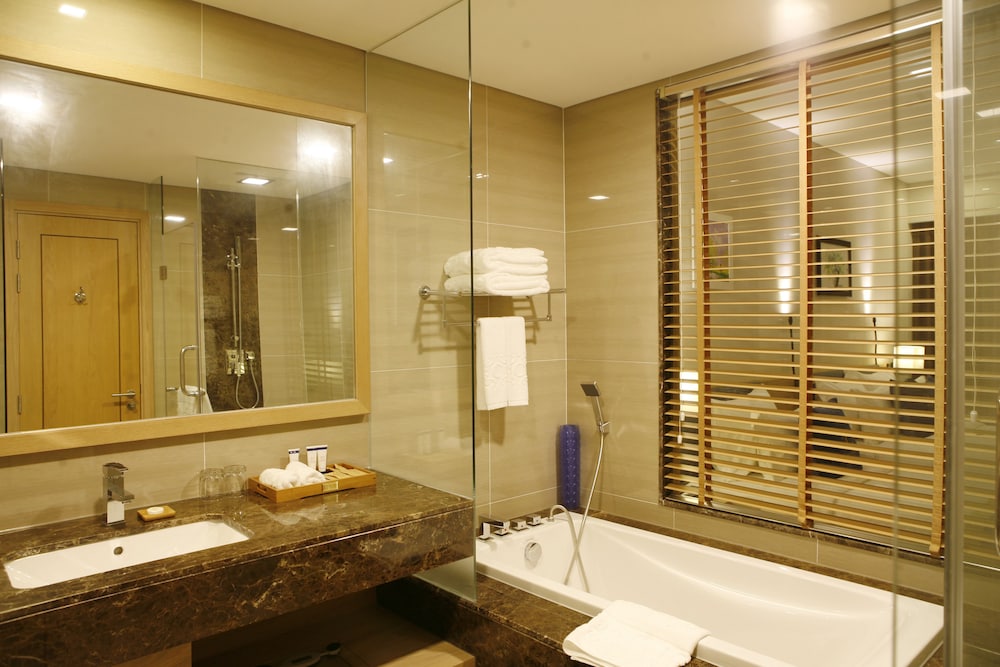 Ciao Saigon Hotel Spa 70/72
