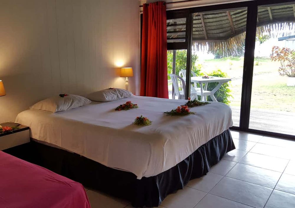 Hotel Hibiscus 30/75