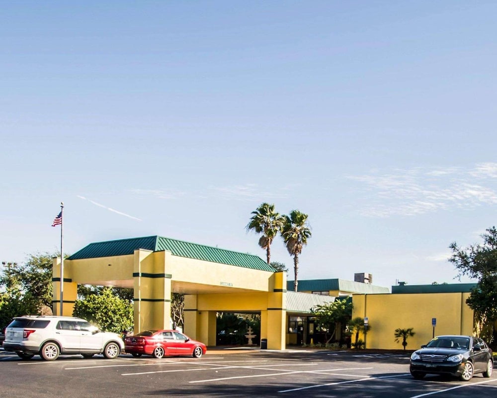 Stayable Suites Jacksonville West 6/45