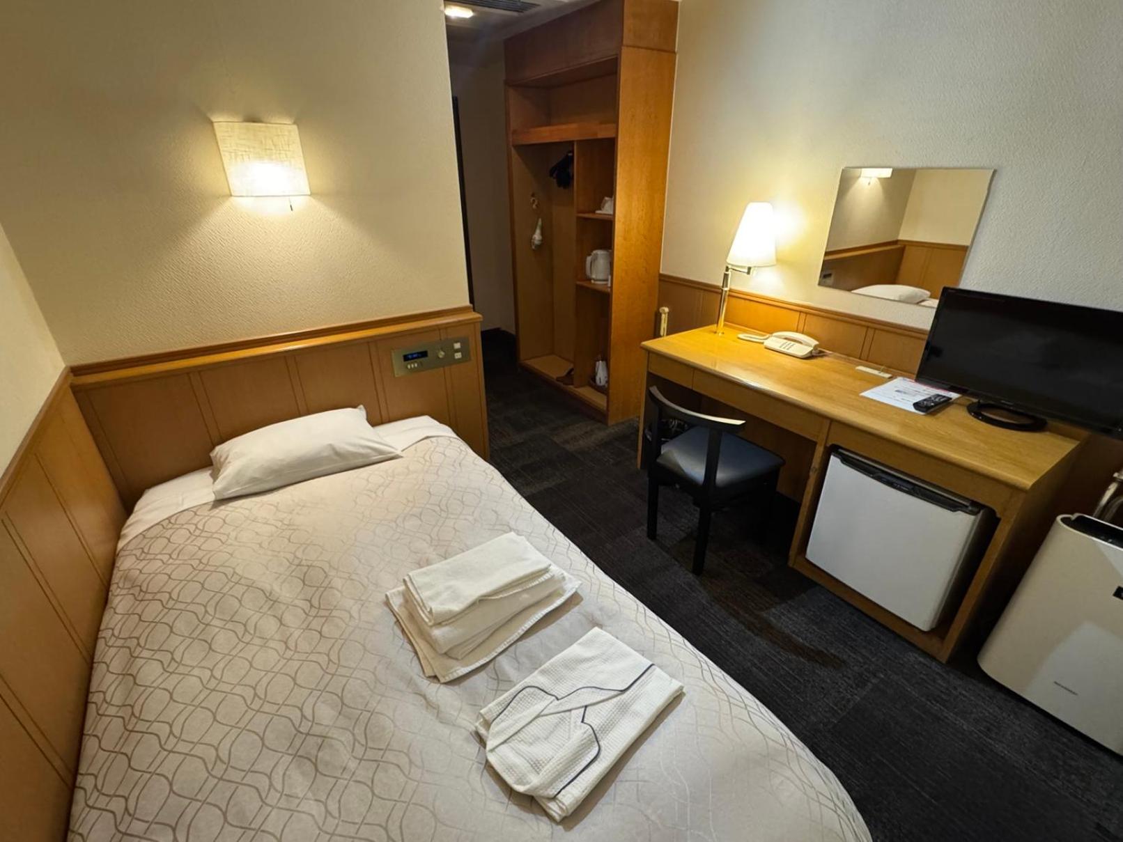 Ohta Grand Hotel 11/53