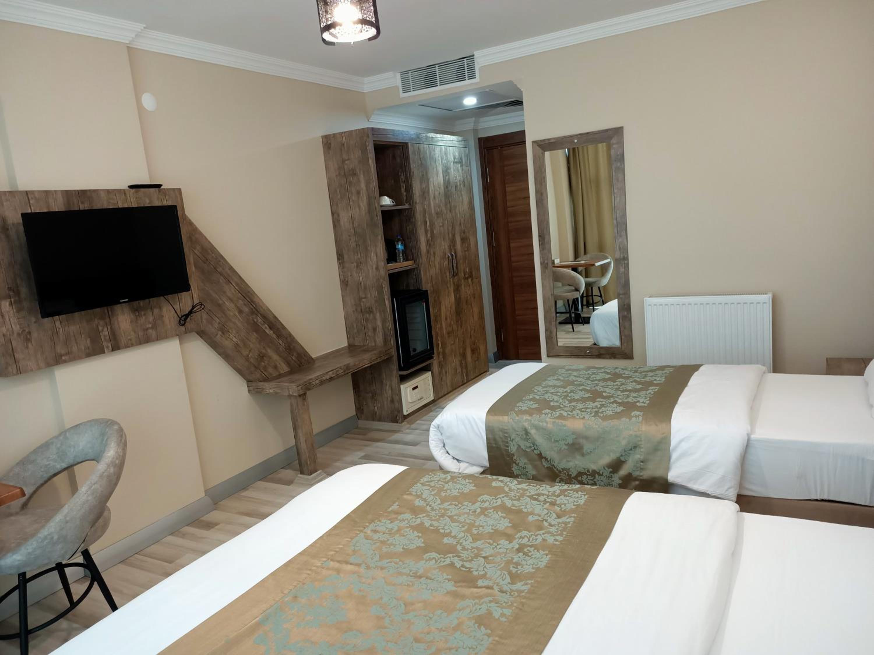 Bal Otel 14/35