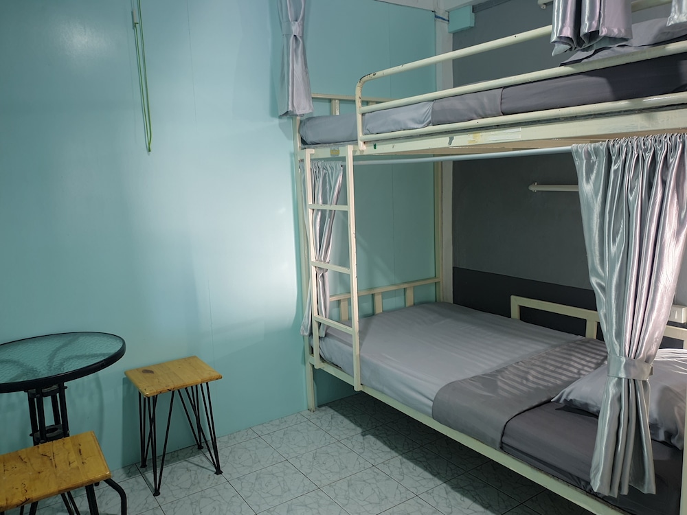 Me U 2 Hostel - Adults Only 5/41