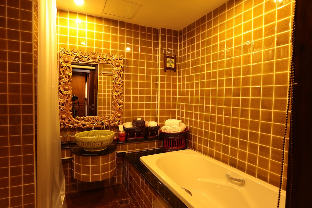 Viang Thapae Resort 47/50