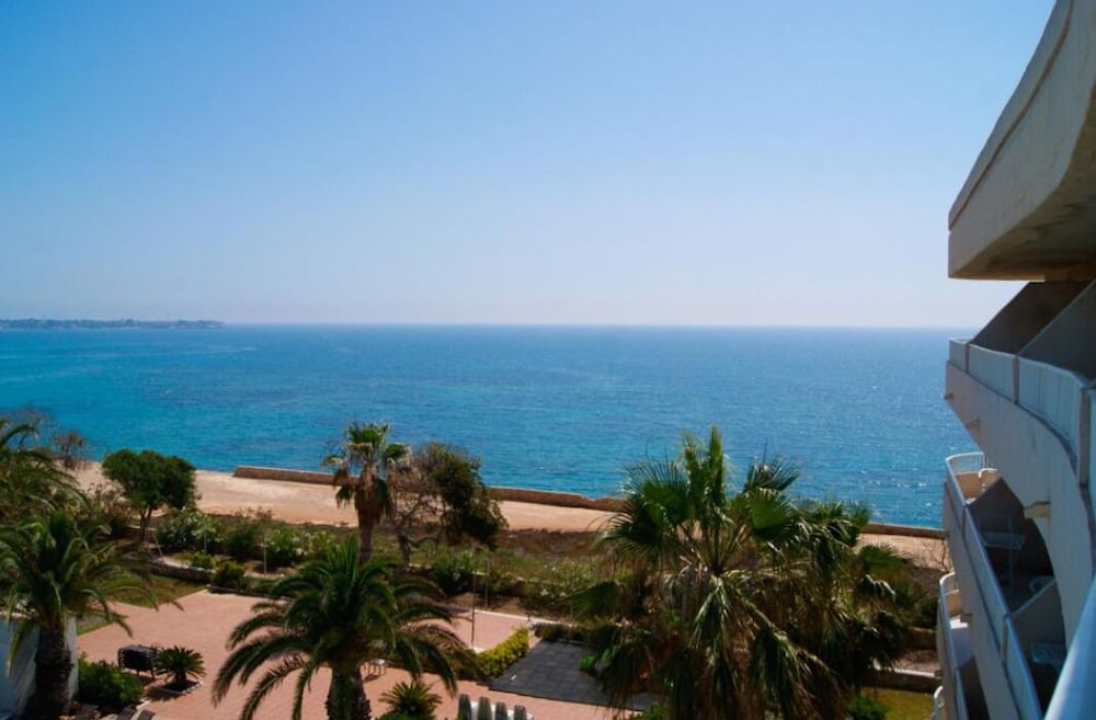 Palmera Beach 28/40