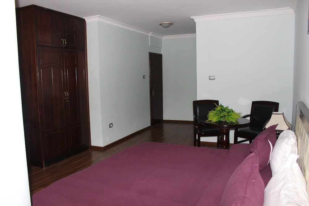 Oasis Hotel Apartment 3/57