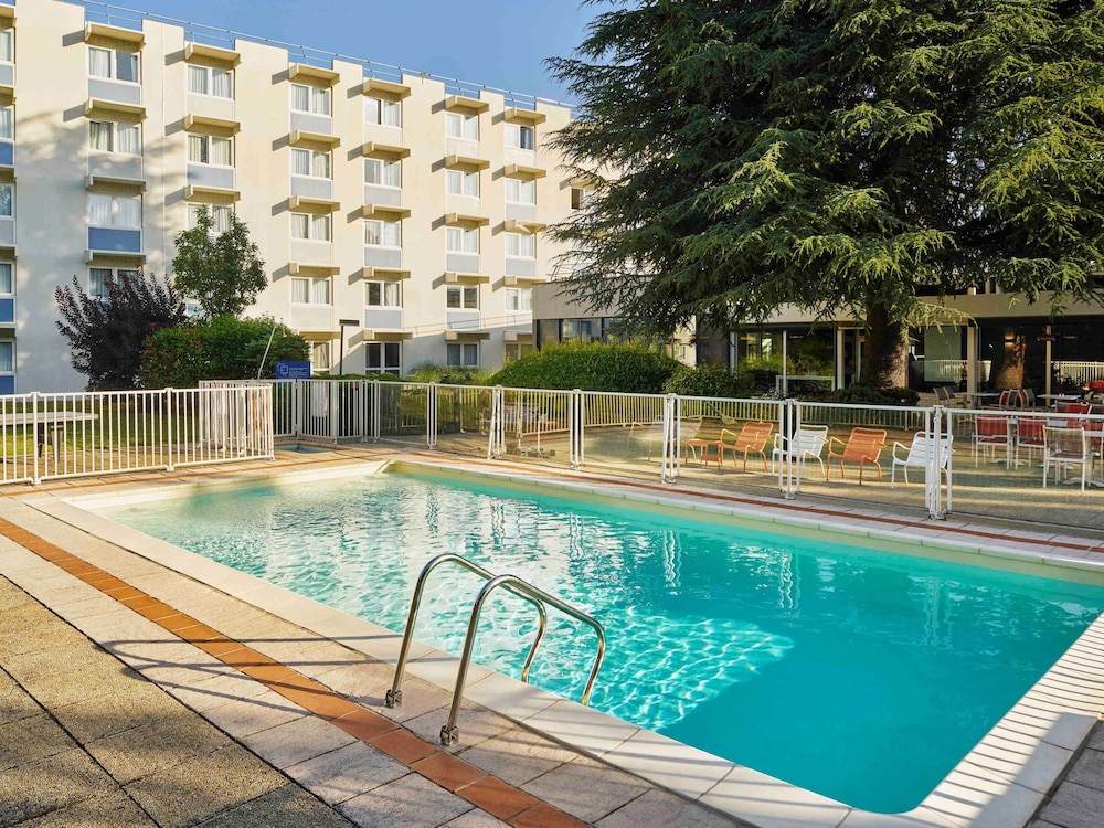 NOVOTEL MASSY PALAISEAU 1/80