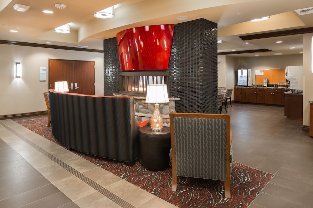 Holiday Inn Express Klamath - Redwood Ntl Pk Area 11/68