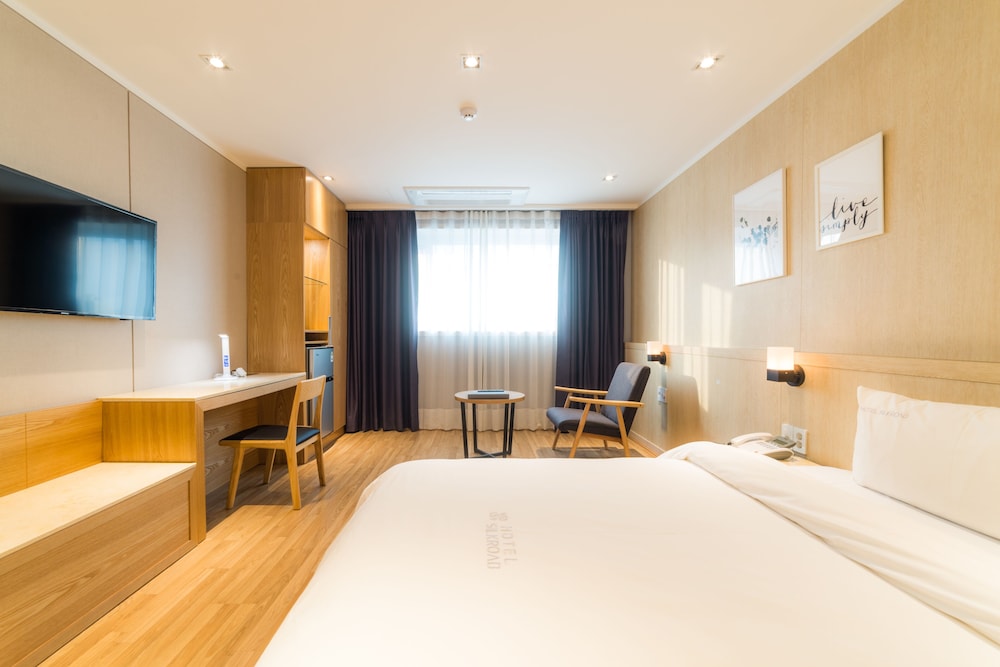 Reborn Suwon Silkroad Hotel 9/35