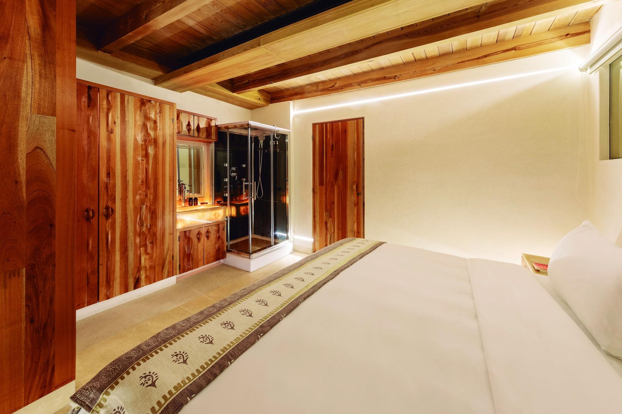 2 Bedrooms, Family Suite