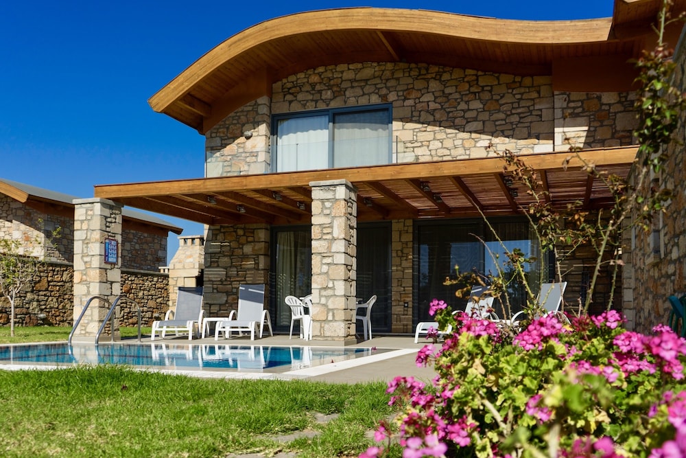Estrella Villas in Lardos