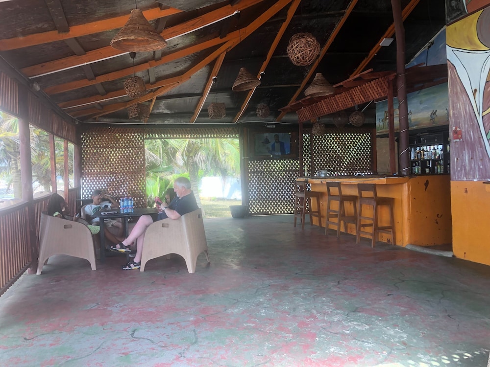 Coconut Pointe Beach Resort 19/50