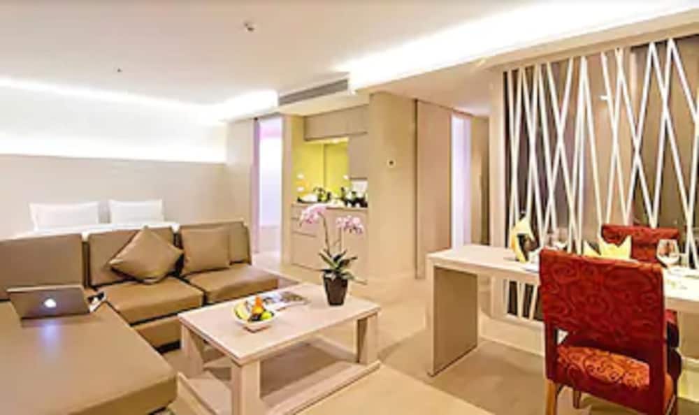 The Stay Hotel 16/26