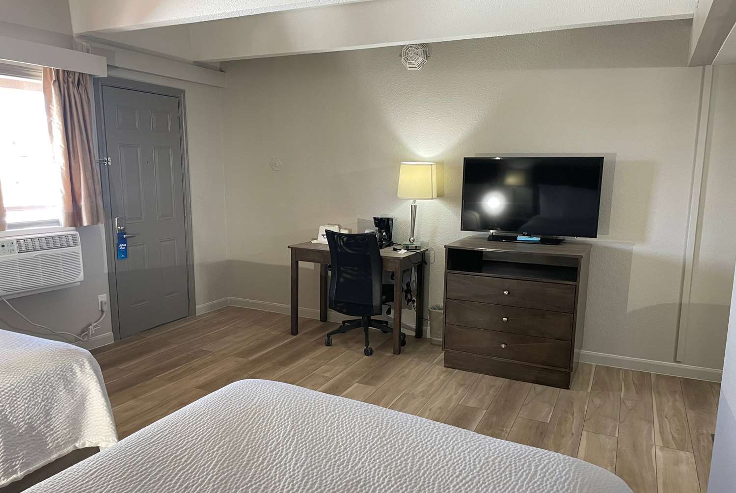 Days Inn by Wyndham Denver Downtown 25/29