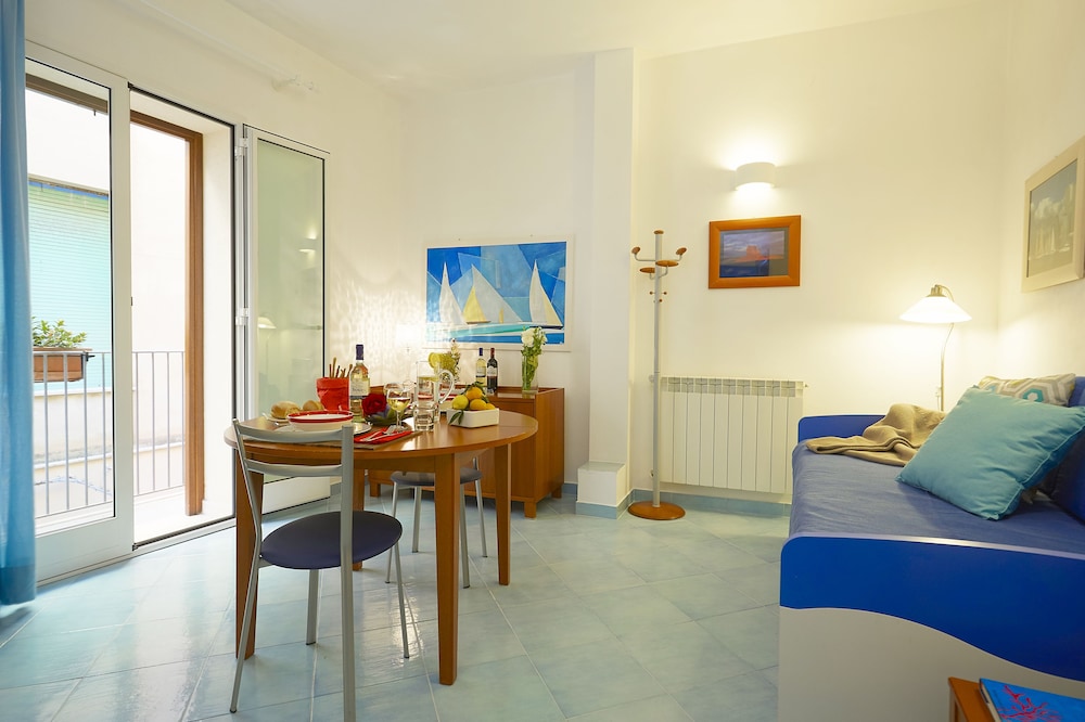 Residence Rosa Dei Venti 18/50