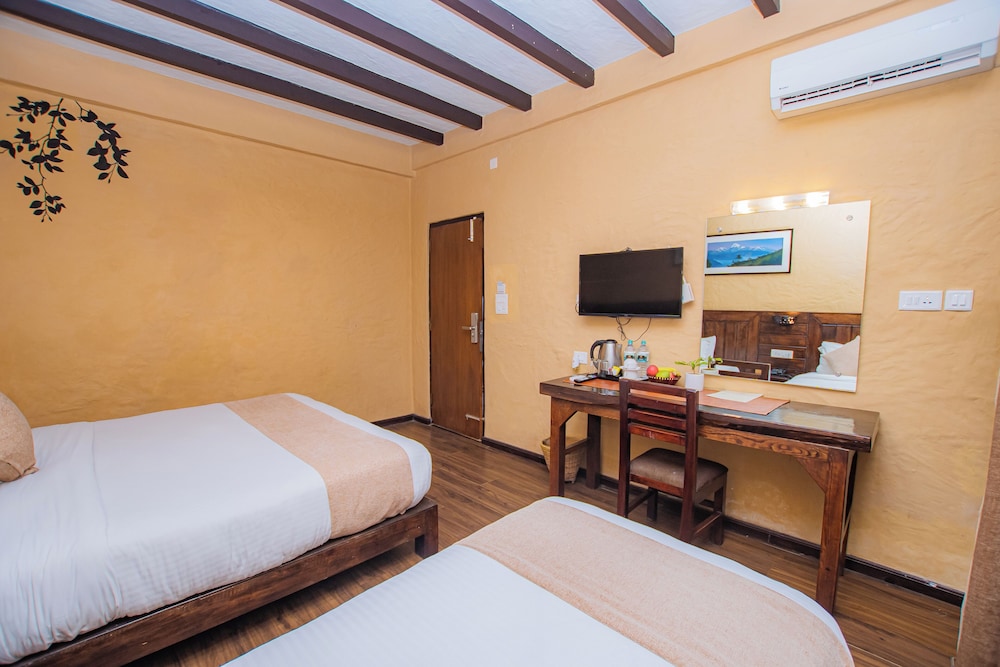 Pokhara Boutique Hotel 12/50