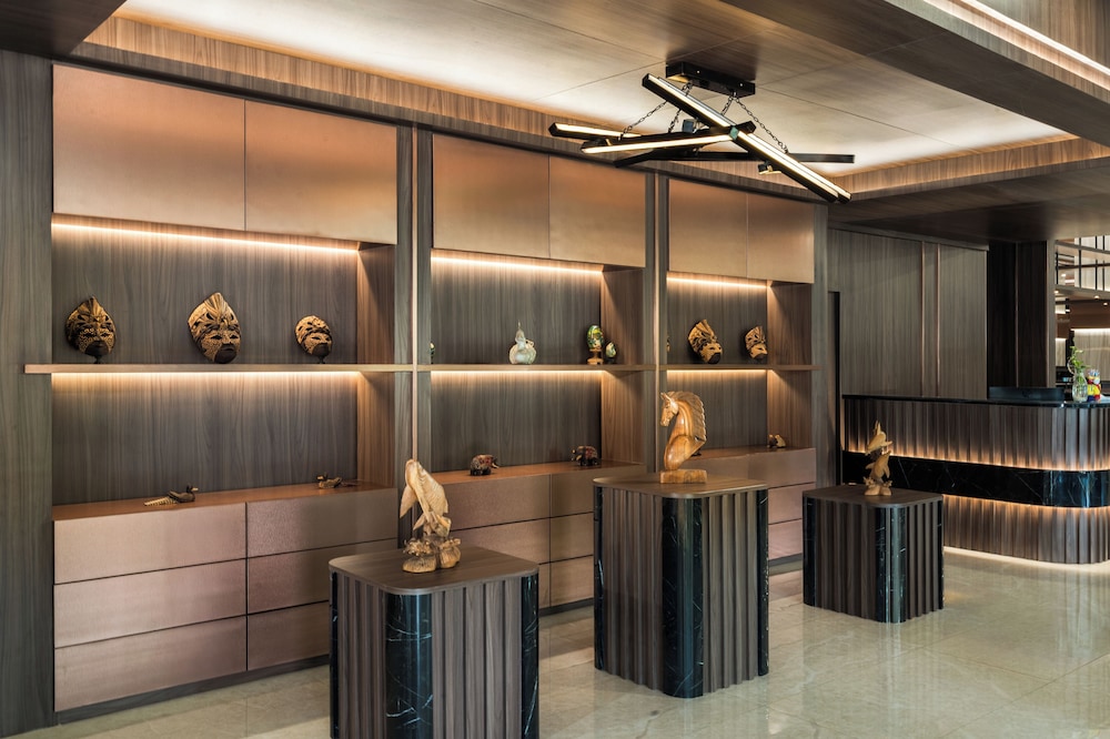 Mercure Jakarta Grogol 32/56