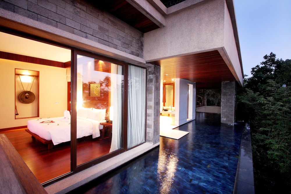 Paresa Resort Phuket 6/90