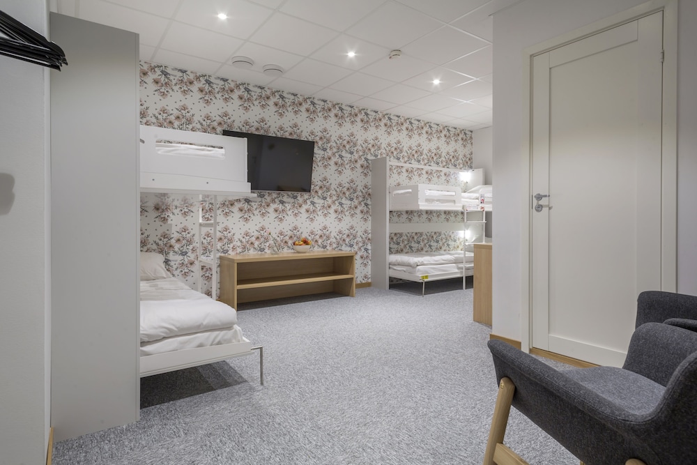 First Hotel Dragonen 28/72
