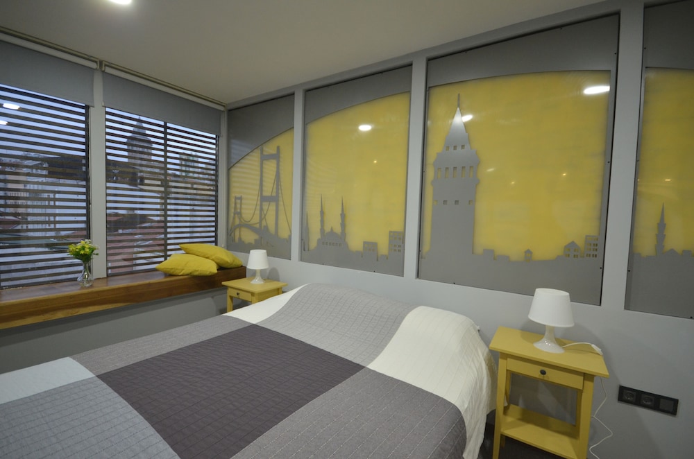 Unver Galata Apart 21/53