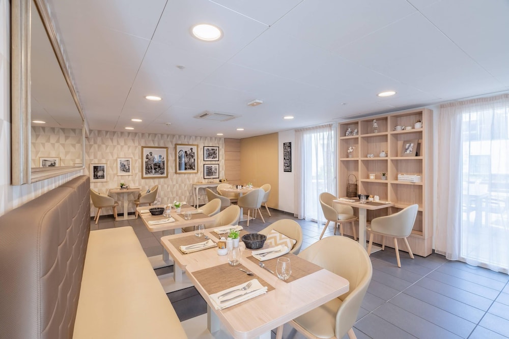Quality Aparthotel Bourgoin-Jallieu 12/20