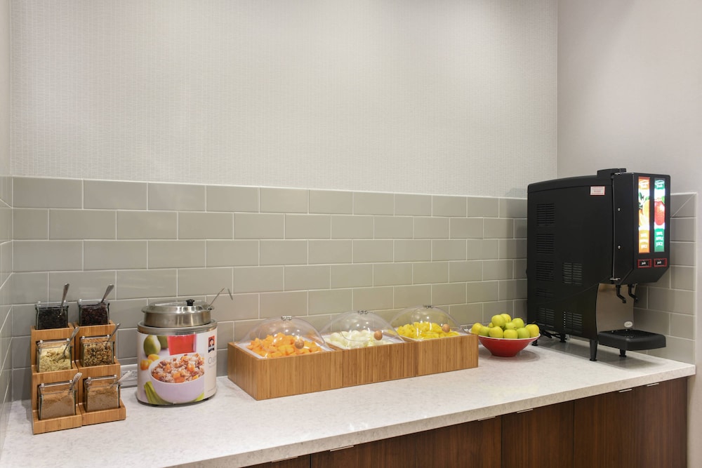 Fairfield Inn & Suites By Marriott Dayton 36/47