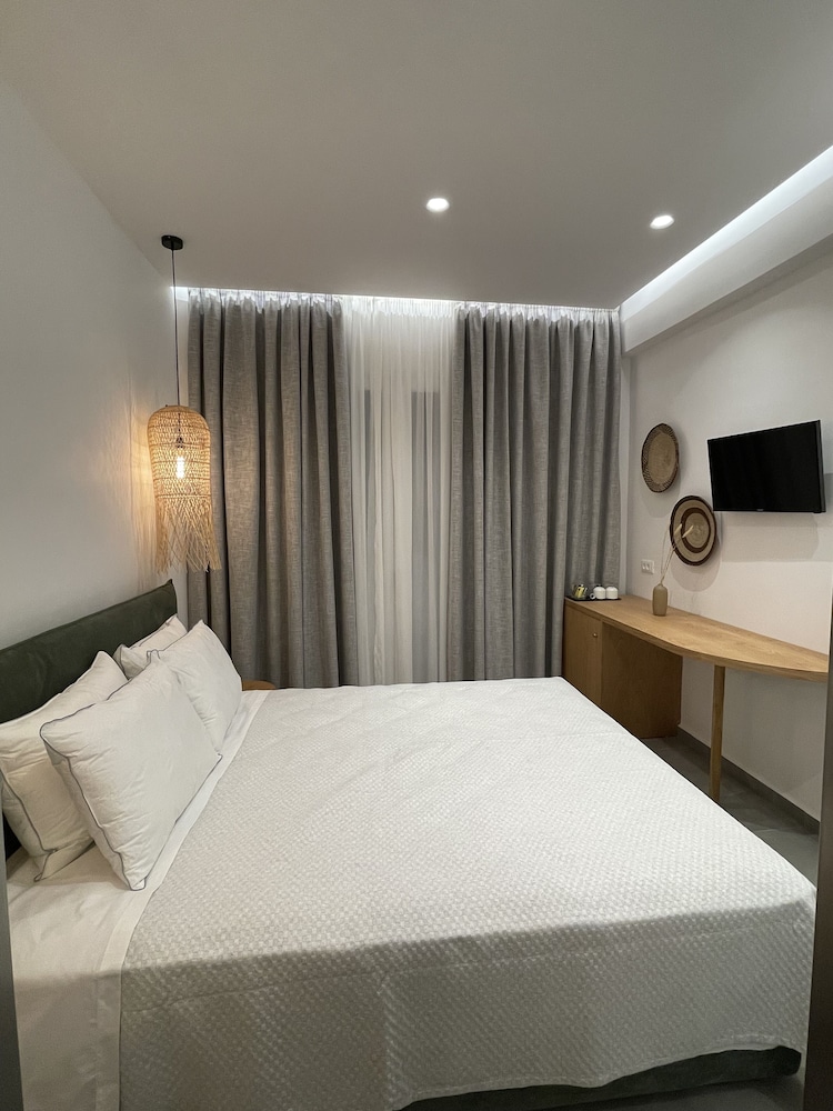 Galatia Villas 25/66