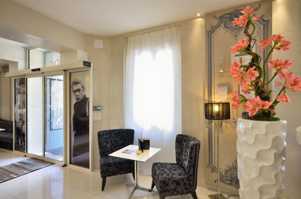 Renoir Cannes Hotel 45/68