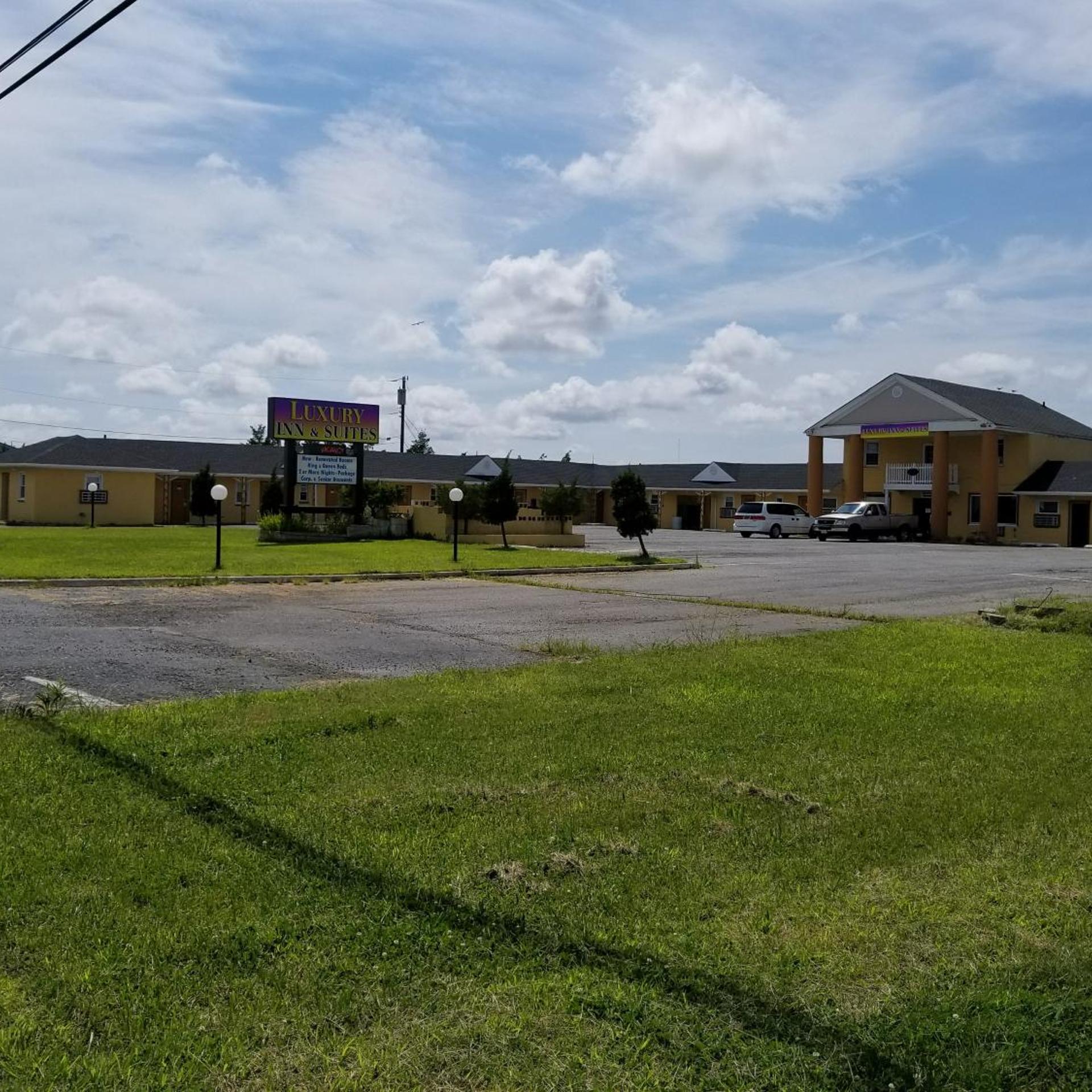 Luxury Inn 22/26