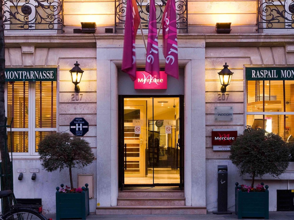 Mercure Paris Raspail Montparnasse in PARIS