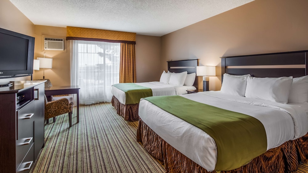 Best Western Plus Mont-Laurier 9/46
