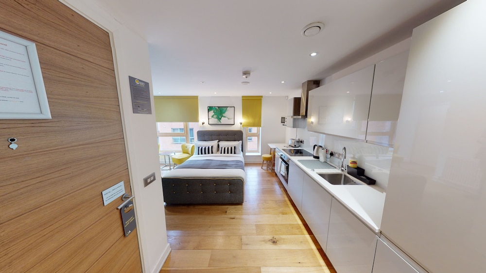 Quay Apartments Manchester 45/68
