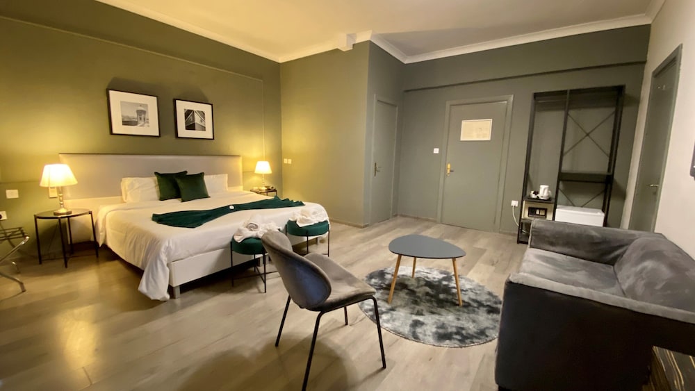 SLIEMA MARINA HOTEL 45/70