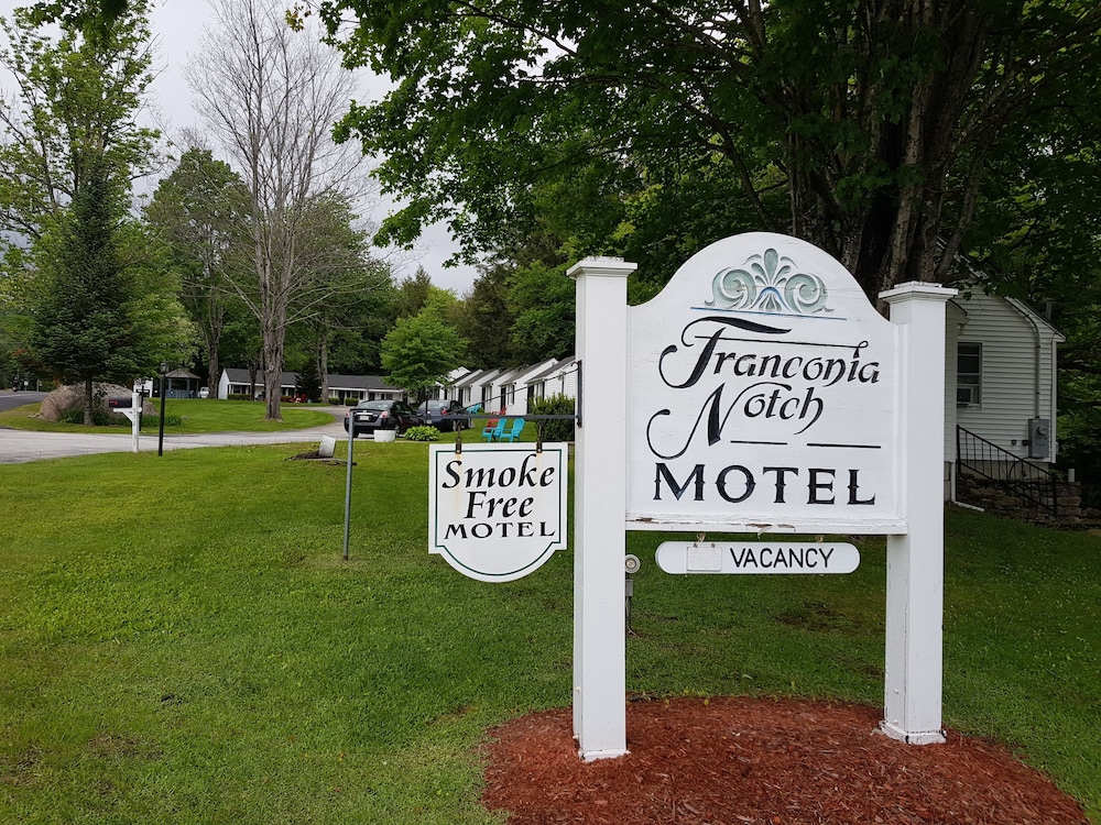 Franconia Notch Motel 8/38