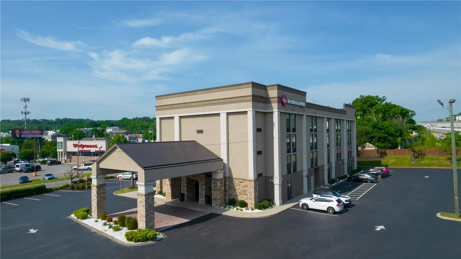 Best Western Plus Belle Meade Inn and Suites 28/30