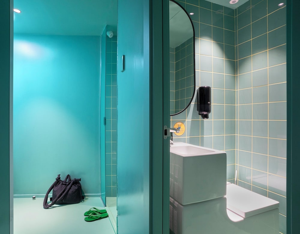Amistat City Hostel Barcelona 44/50