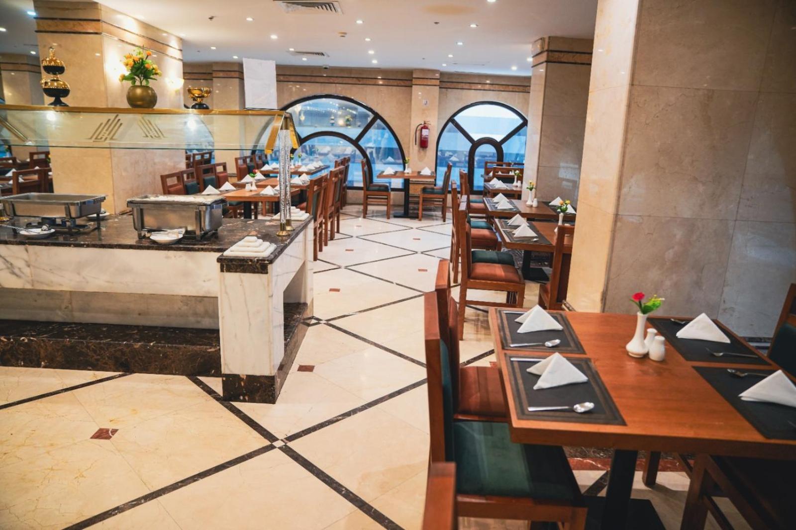 فندق ارتال العالمي (ASTONEAST TAIBA HOTEL Ex Artal Al Alami) 36/49